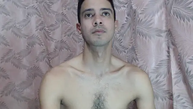 Snapshot of Sexyhot14 chatting on 10-23-25, 01:16 Sexyhot14 online show from 10-23-25, 01:16