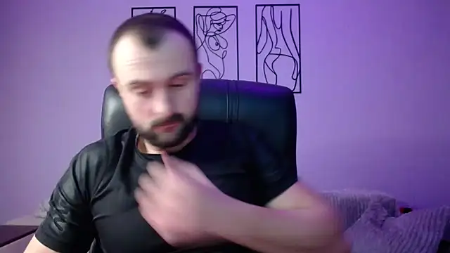 Snapshot of brindlefly6969 chatting on 01-18-25, 12:47 brindlefly6969 online show from 01-18-25, 12:47