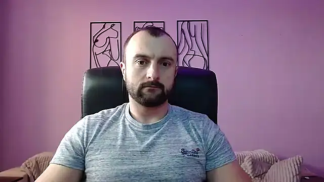 Snapshot of brindlefly6969 chatting on 02-12-25, 11:29 brindlefly6969 online show from 02-12-25, 11:29