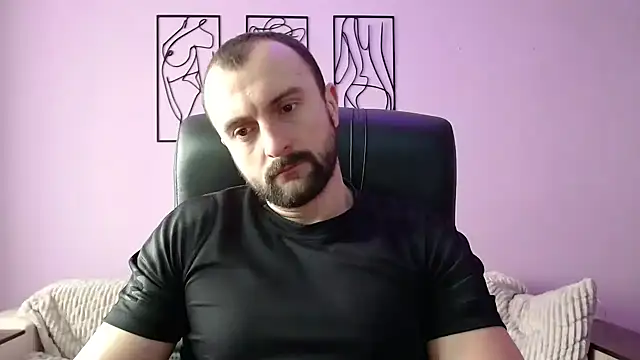 Snapshot of brindlefly6969 chatting on 02-17-25, 12:16 brindlefly6969 online show from 02-17-25, 12:16