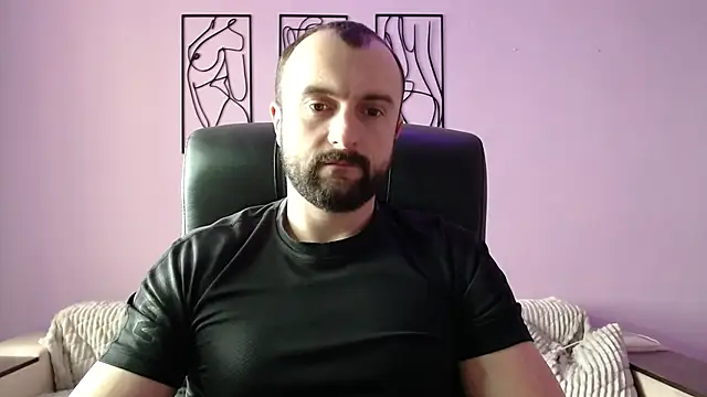 Snapshot of brindlefly6969 chatting on 02-21-25, 12:06 brindlefly6969 online show from 02-21-25, 12:06