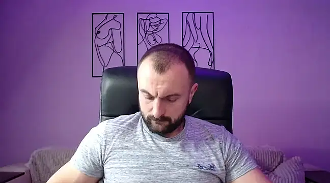 Snapshot of brindlefly6969 chatting on 02-24-25, 02:48 brindlefly6969 online show from 02-24-25, 02:48