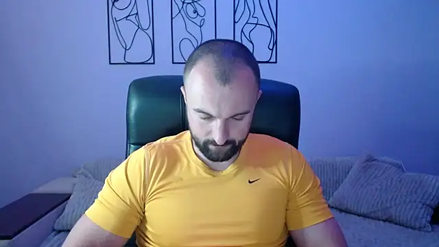 Snapshot of brindlefly6969 chatting on 09-30-25, 10:20 brindlefly6969 online show from 09-30-25, 10:20