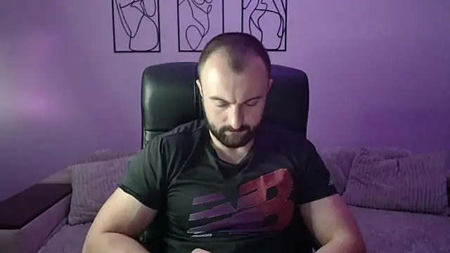 Snapshot of brindlefly6969 chatting on 10-06-25, 12:02 brindlefly6969 online show from 10-06-25, 12:02