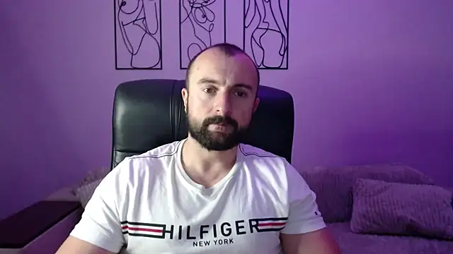 Snapshot of brindlefly6969 chatting on 10-13-25, 10:59 brindlefly6969 online show from 10-13-25, 10:59