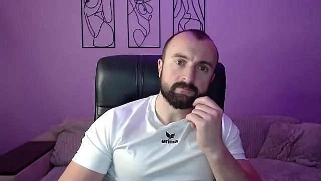 Snapshot of brindlefly6969 chatting on 10-14-25, 11:11 brindlefly6969 online show from 10-14-25, 11:11