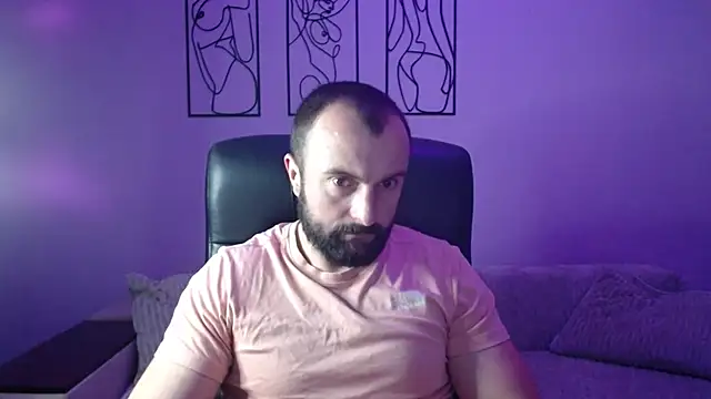 Snapshot of brindlefly6969 chatting on 10-22-25, 11:43 brindlefly6969 online show from 10-22-25, 11:43