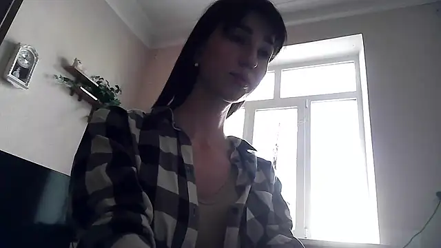 ElizaSwon online show from 05-06-26, 03:06