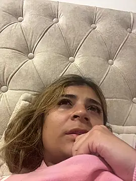 pamell col online show from 11-01-25, 02:35