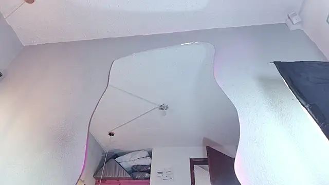 puca ebony online show from 03-03-25, 04:14