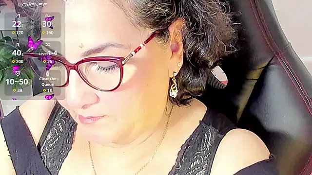 cataleya mom online show from 10-26-25, 01:33