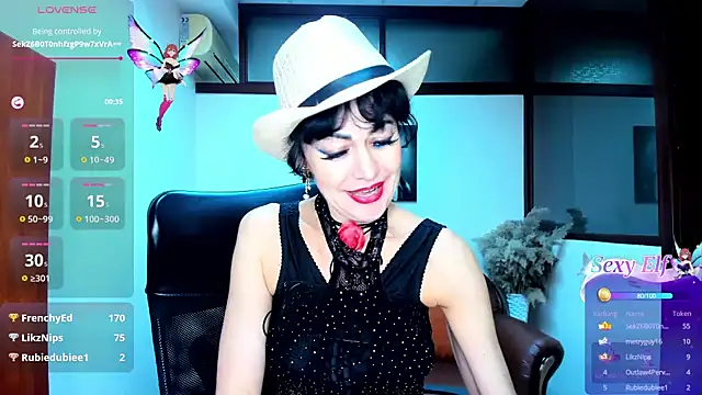 Snapshot of Silvia_Wallec chatting on 01-25-25, 10:19 Silvia Wallec online show from 01-25-25, 10:19
