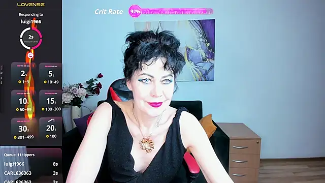Silvia Wallec online show from 05-10-26, 05:40