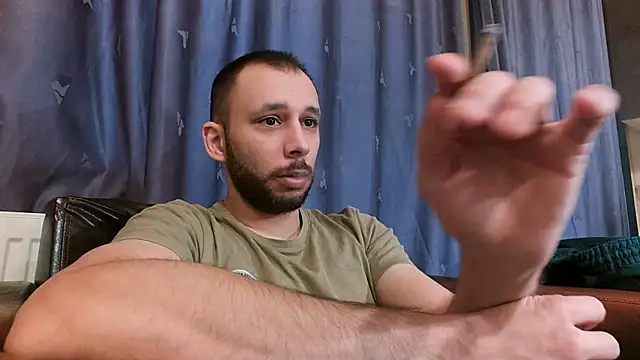 henryaxe online show from 01-01-25, 11:49