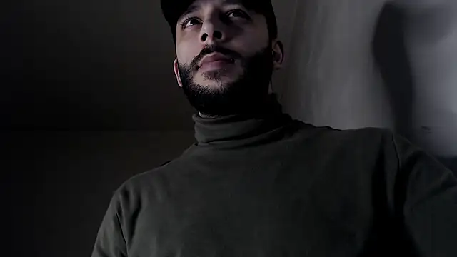 Snapshot of henryaxe chatting on 02-16-26, 10:33 henryaxe online show from 02-16-26, 10:33