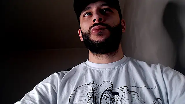 Snapshot of henryaxe chatting on 02-19-26, 11:17 henryaxe online show from 02-19-26, 11:17