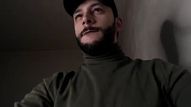 Snapshot of henryaxe chatting on 03-13-26, 10:11 henryaxe online show from 03-13-26, 10:11