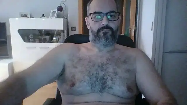 templar2303 online show from 02-09-26, 03:49