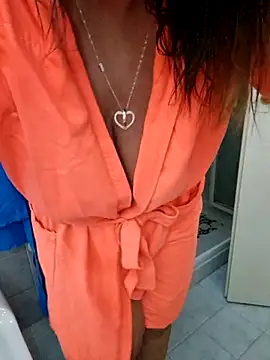 Snapshot of Miss_Barbarella chatting on 11-14-25, 12:59 Miss Barbarella online show from 11-14-25, 12:59