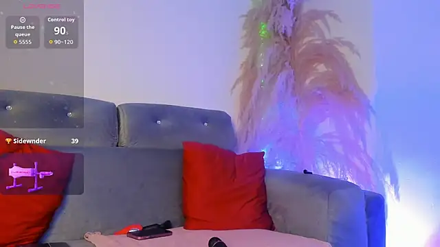 Salome Villa online show from 01-07-26, 02:14