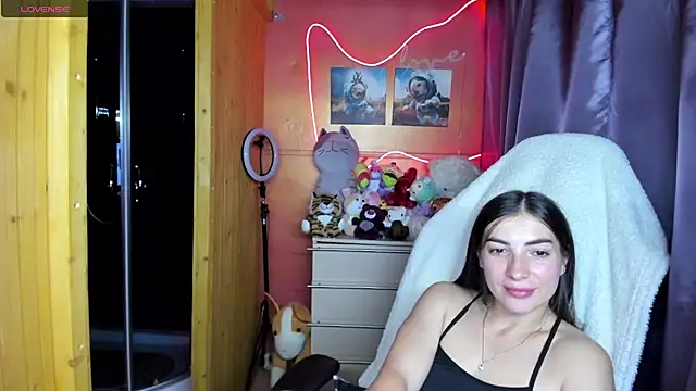 Snapshot of Fiery_Brunette_ chatting on 07-18-26, 03:54 Fiery Brunette online show from 07-18-26, 03:54