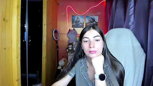Snapshot of Fiery_Brunette_ chatting on 08-02-26, 04:33 Fiery Brunette online show from 08-02-26, 04:33