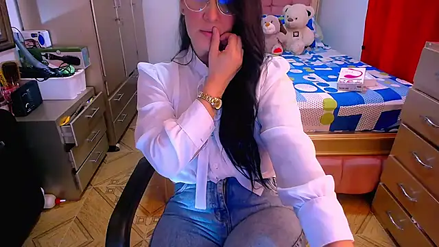 BitterMomXxx online show from 02-13-25, 12:57