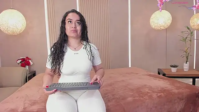 sabrina shark  online show from 03-09-26, 02:48