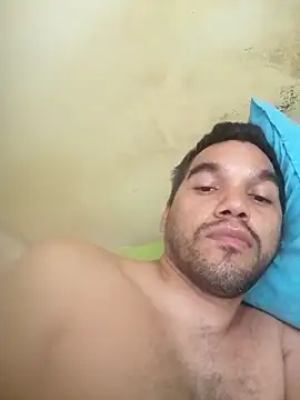 Snapshot of Alamleo36 chatting on 02-26-25, 05:07 Alamleo36 online show from 02-26-25, 05:07