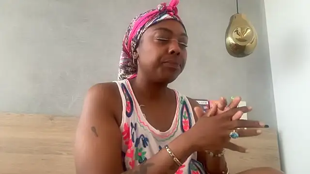 Snapshot of ChocolateCakeQueen chatting on 07-09-26, 11:58 ChocolateCakeQueen online show from 07-09-26, 11:58