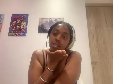 Snapshot of ChocolateCakeQueen chatting on 07-24-26, 11:36 ChocolateCakeQueen online show from 07-24-26, 11:36