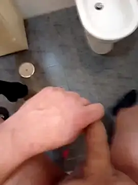 Snapshot of Mattias38 chatting on 03-05-26, 08:27 Mattias38 online show from 03-05-26, 08:27