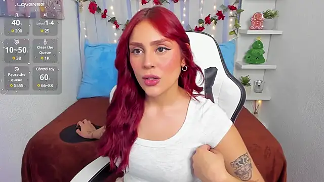 HazzelGray online show from 12-17-24, 03:28