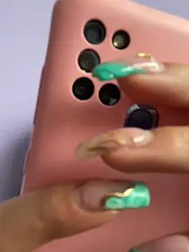 hannahb-e online show from 02-06-25, 04:47