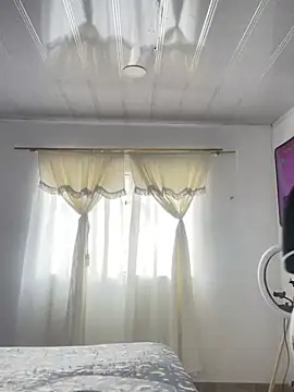 hannahb-e online show from 02-07-25, 02:26