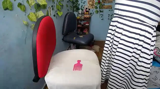 nicole ink online show from 02-27-25, 02:43