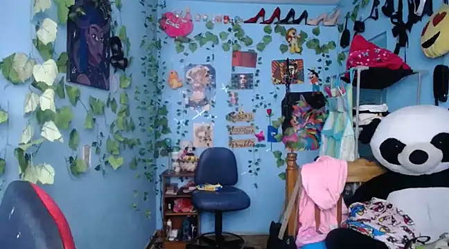 nicole ink online show from 03-07-25, 09:27