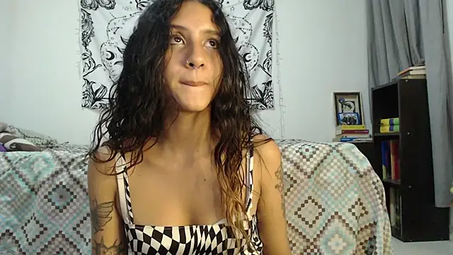 AlinaWoolf  online show from 12-11-24, 02:52