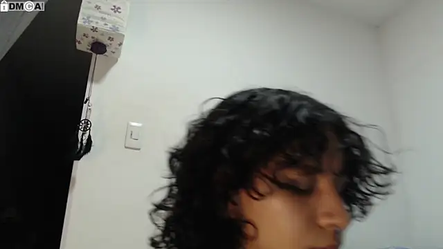 AlinaWoolf  online show from 09-16-25, 04:35