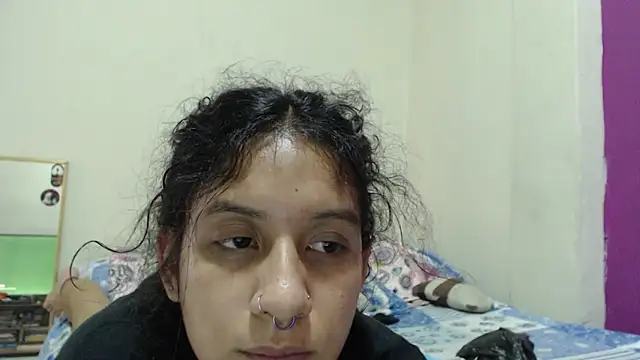 AlinaWoolf  online show from 05-09-26, 05:51
