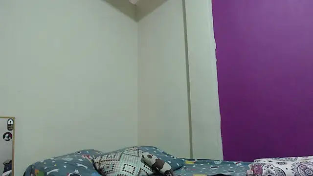 AlinaWoolf  online show from 05-11-26, 04:04