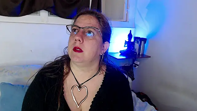 katie joness  online show from 02-03-26, 12:21