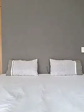 Snapshot of Jazmine-Blue chatting on 01-15-25, 09:24 Jazmine-Blue online show from 01-15-25, 09:24