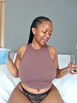 Snapshot of Jazmine-Blue chatting on 01-19-25, 09:22 Jazmine-Blue online show from 01-19-25, 09:22