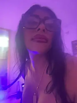 canela 10 online show from 10-19-25, 03:07