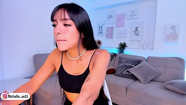 Michelle se online show from 12-18-24, 03:55