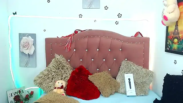 Snapshot of AngeDrty chatting on 03-12-25, 09:03 AngeDrty online show from 03-12-25, 09:03