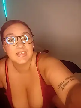 Snapshot of Isabella_Du chatting on 12-02-24, 10:01 Isabella Du online show from 12-02-24, 10:01