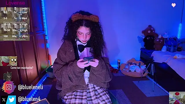 bluelen online show from 11-23-25, 08:25