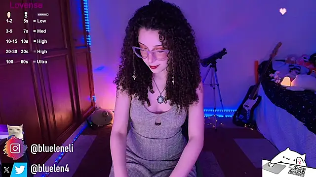 bluelen online show from 05-08-26, 08:41